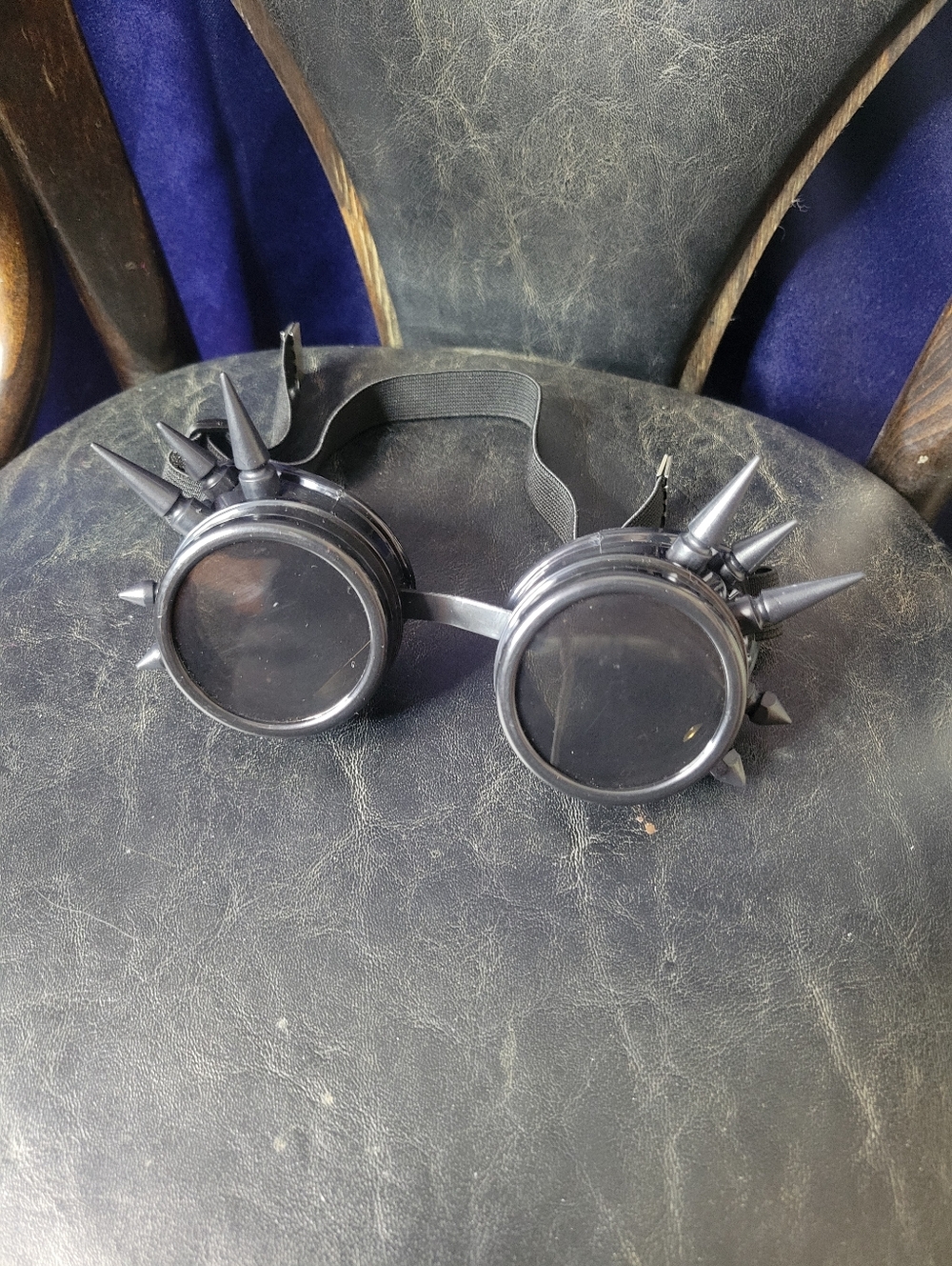 Grunge Black Spiked Steampunk Rave Cosplay Goggles